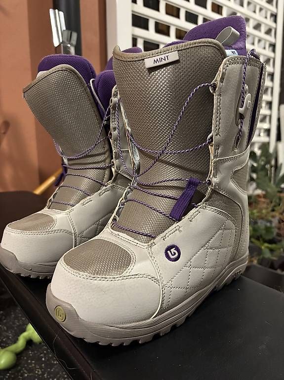 Scarpe da uomo: Scarponi da Snowboard Burton – Usato da Castel San Pietro venduto da sab_kdt9 2
