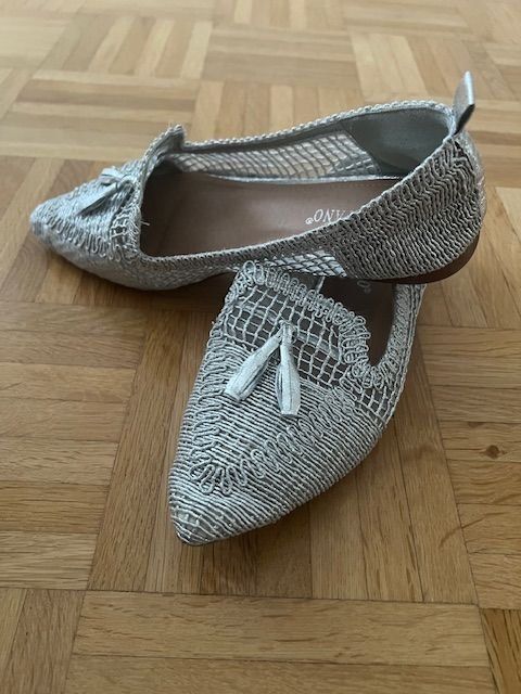 Scarpe da donna: Leichte Sommerschuhe Gr. 39 – Nuovo (secondo la descrizione) da Walenstadt venduto da ricamul 4