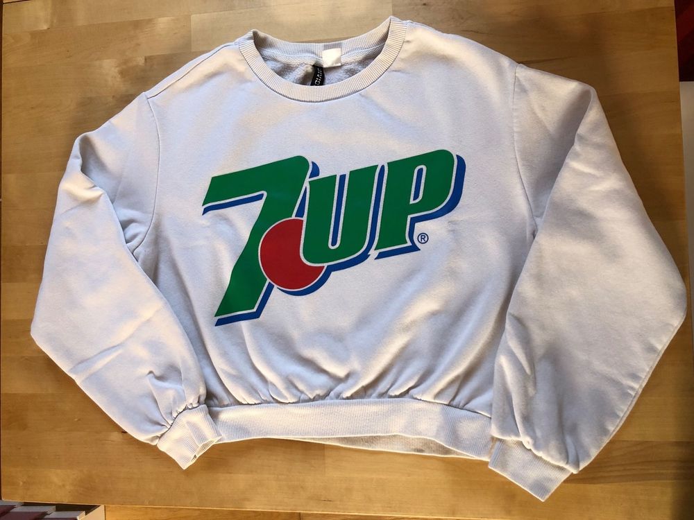 7up t 2024 shirt h&m