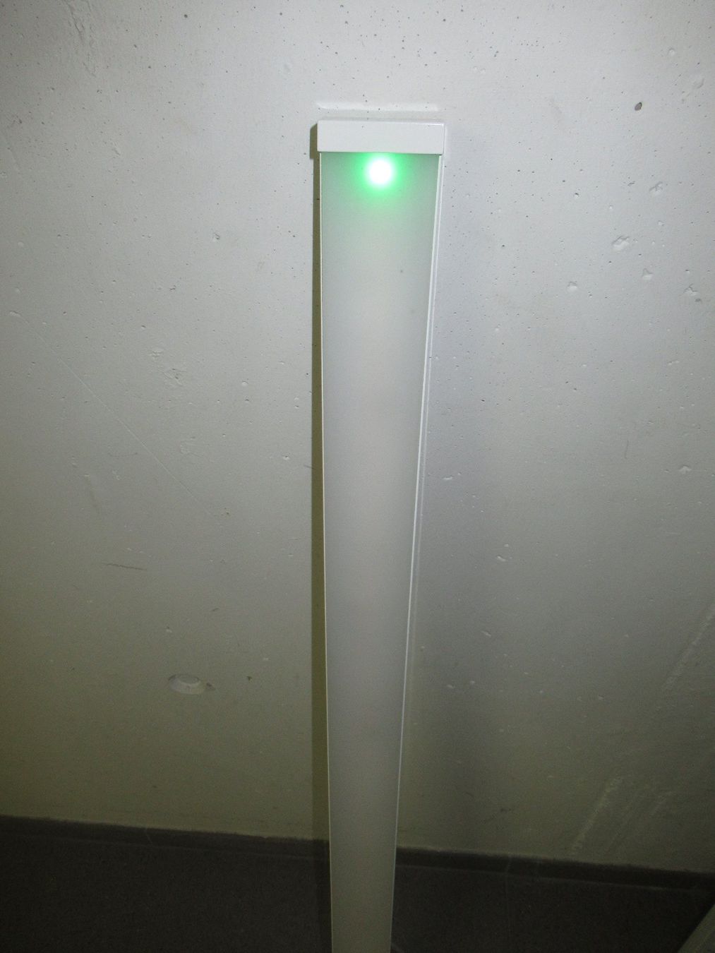 Tulux Lampade: Tulux LED Lichtleiste NOT 36AM15-33NN3 – Usato da Männedorf venduto da livesteam 6