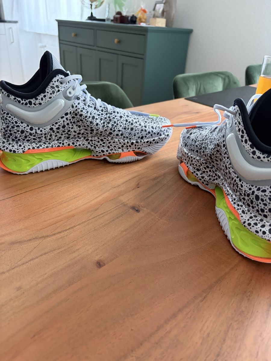 Nike Scarpe da uomo: Nike Air Zoom Gt Jump 2 Olympic – Nuovo (secondo la descrizione) da Solothurn venduto da fab_y5pk 3