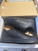 Nike Air Force 1 Schwarz Grösse 45.5, neu