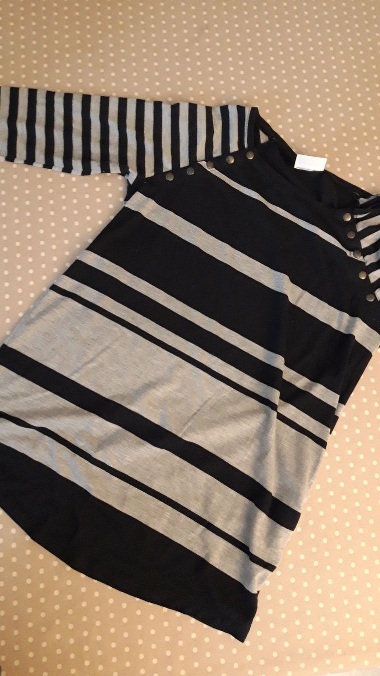 Maglioni & Felpe: Schwangerschafts Shirt – Usato da Eschlikon TG venduto da inf_v5zp