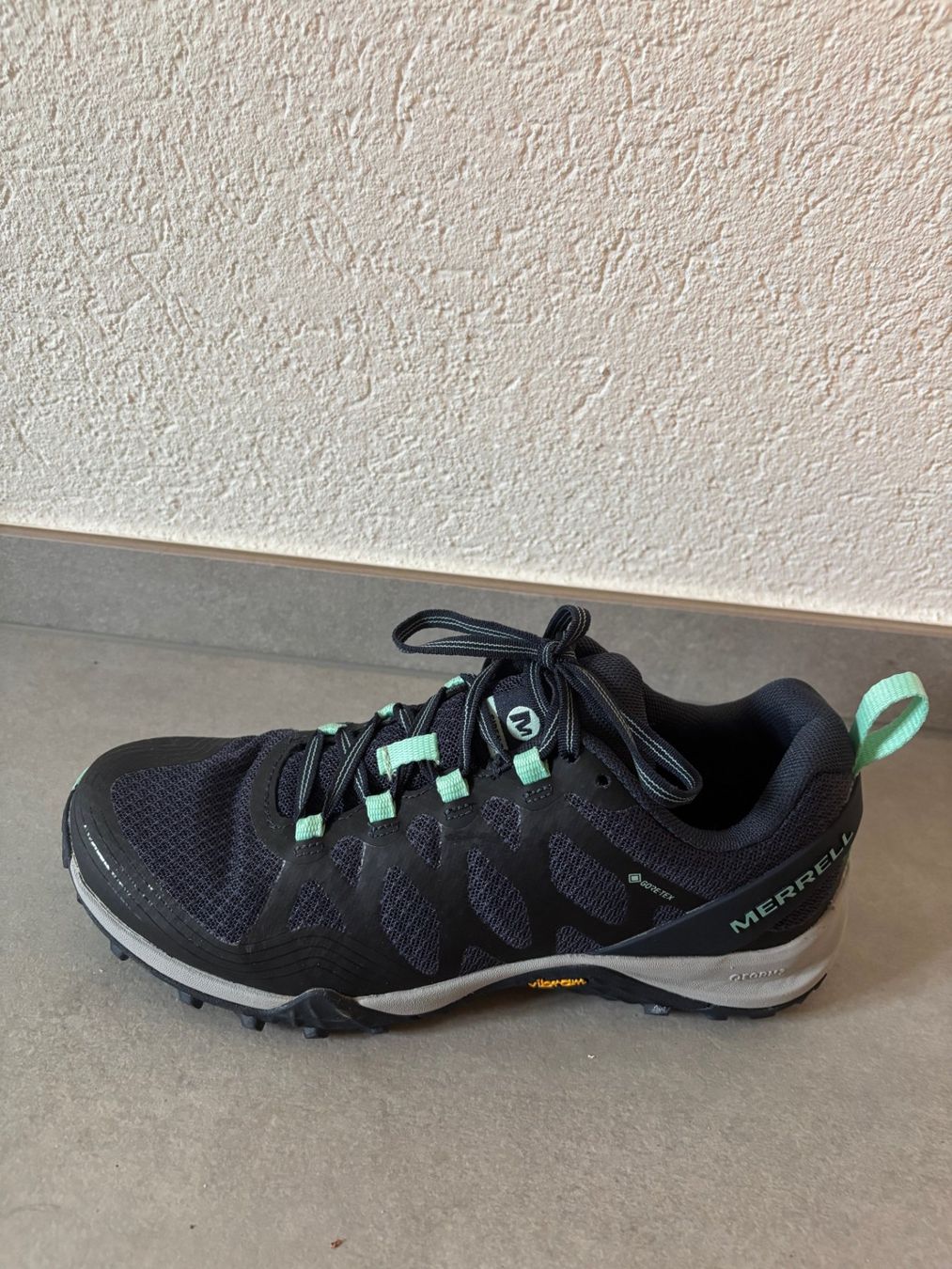 Merrell Scarpe da donna: Damenschuhe Merrell, Grösse 36, Gore-Tex, Vibram – Nuovo (secondo la descrizione) da Rudolfstetten venduto da Jfcarter 1