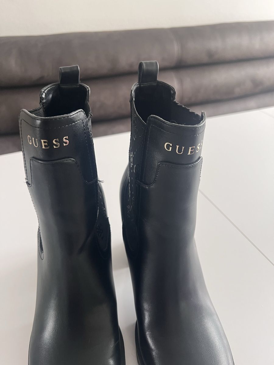 Guess Damenschuhe: GUESS Stiefeletten gr 41 – Gebraucht aus Herisau von bru_vm5j 2