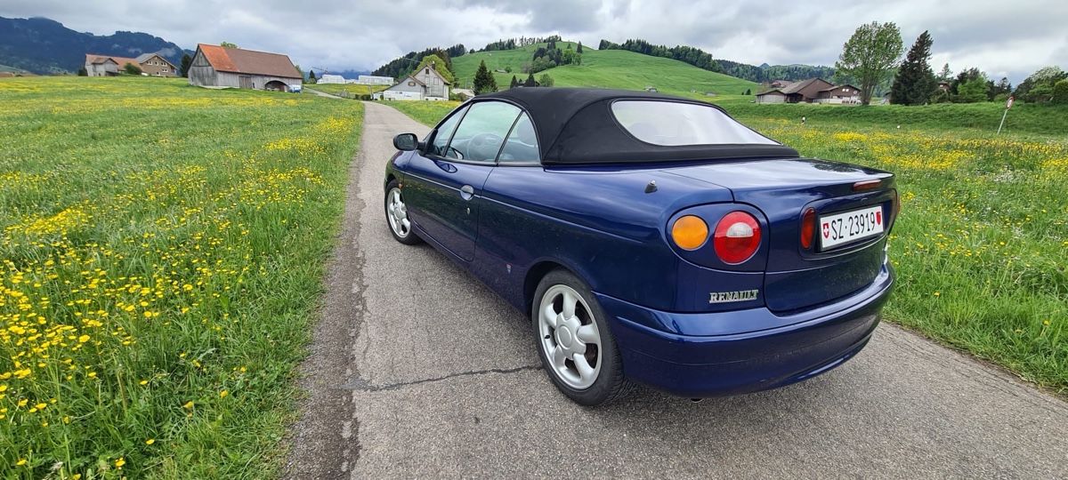 Renault Automobili: Renault Mégane Cabriolet  – Usato da Einsiedeln venduto da pioneertv 8