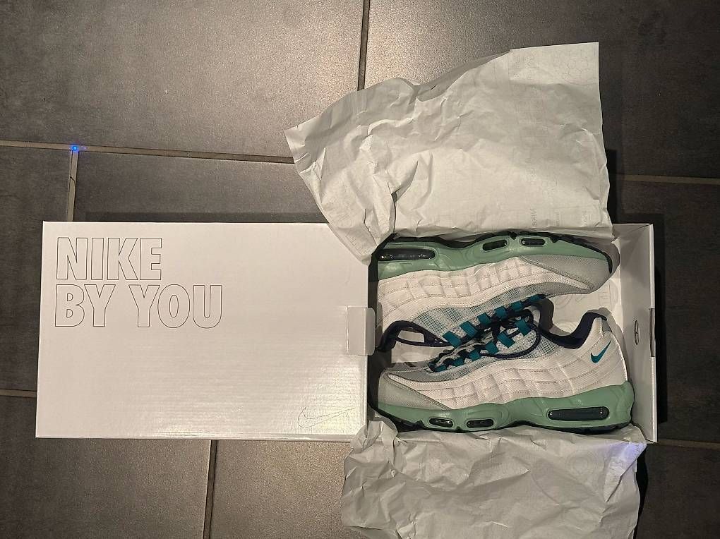 Nike Scarpe da uomo: Nike By You Schuhe – Usato da Schaffhausen venduto da APrengel 1