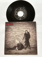 Saxon. 1985. Back on the Streets