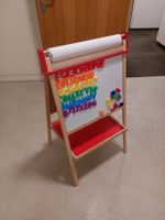 Magnet- und Schiefertafel mit Magnetbuchstaben