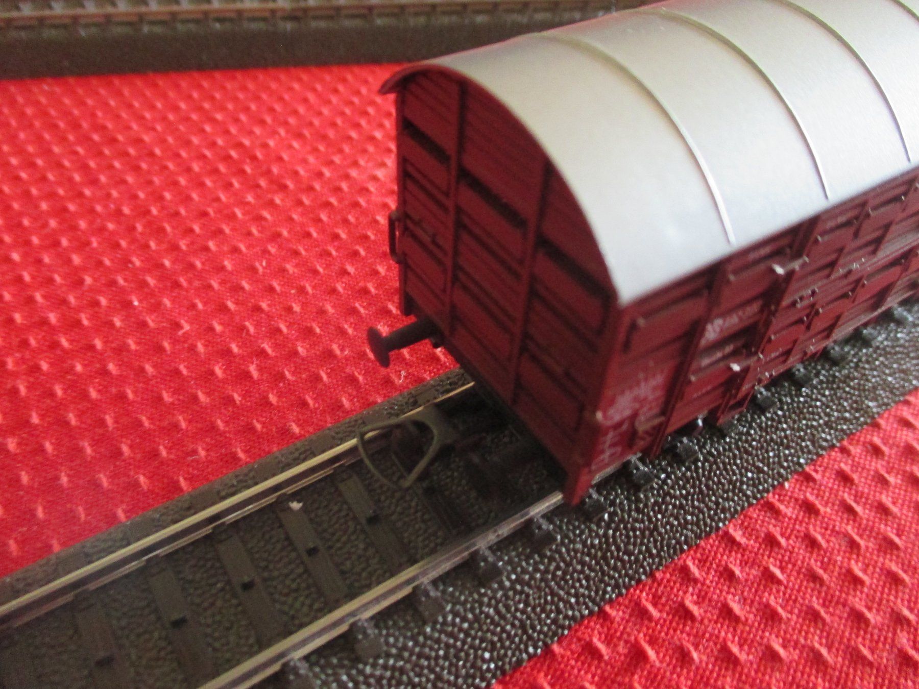 Roco Modellini di ferrovie: Roco H0 DC Kleinviehwagen DB – Usato da Breitenbach venduto da anti11 2