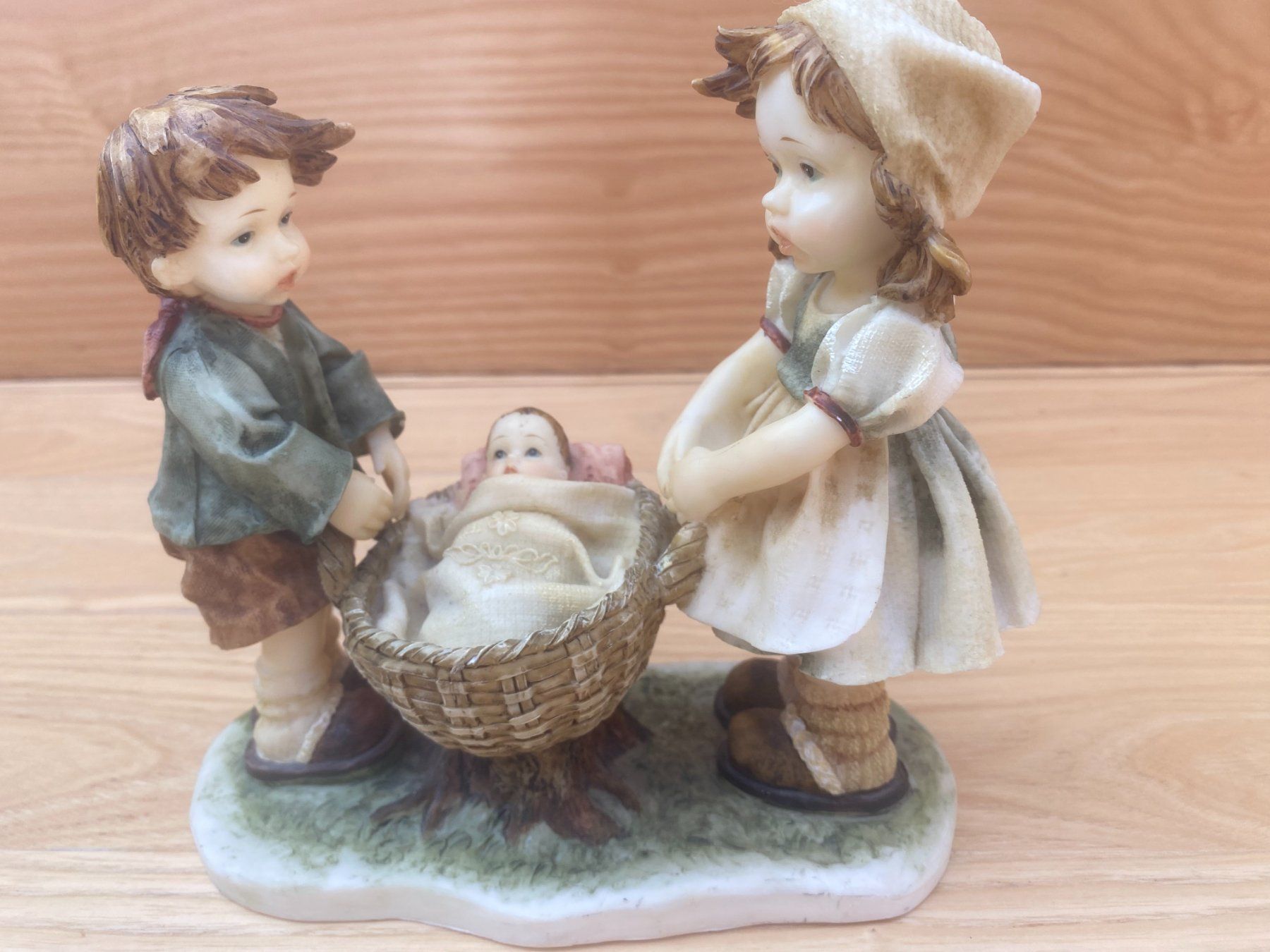 Figuren: Kinderfigur – Neu (gemäss Beschreibung) aus St. Gallen von Blin