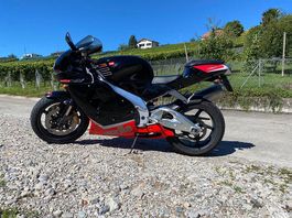 APRILIA RSV 1000