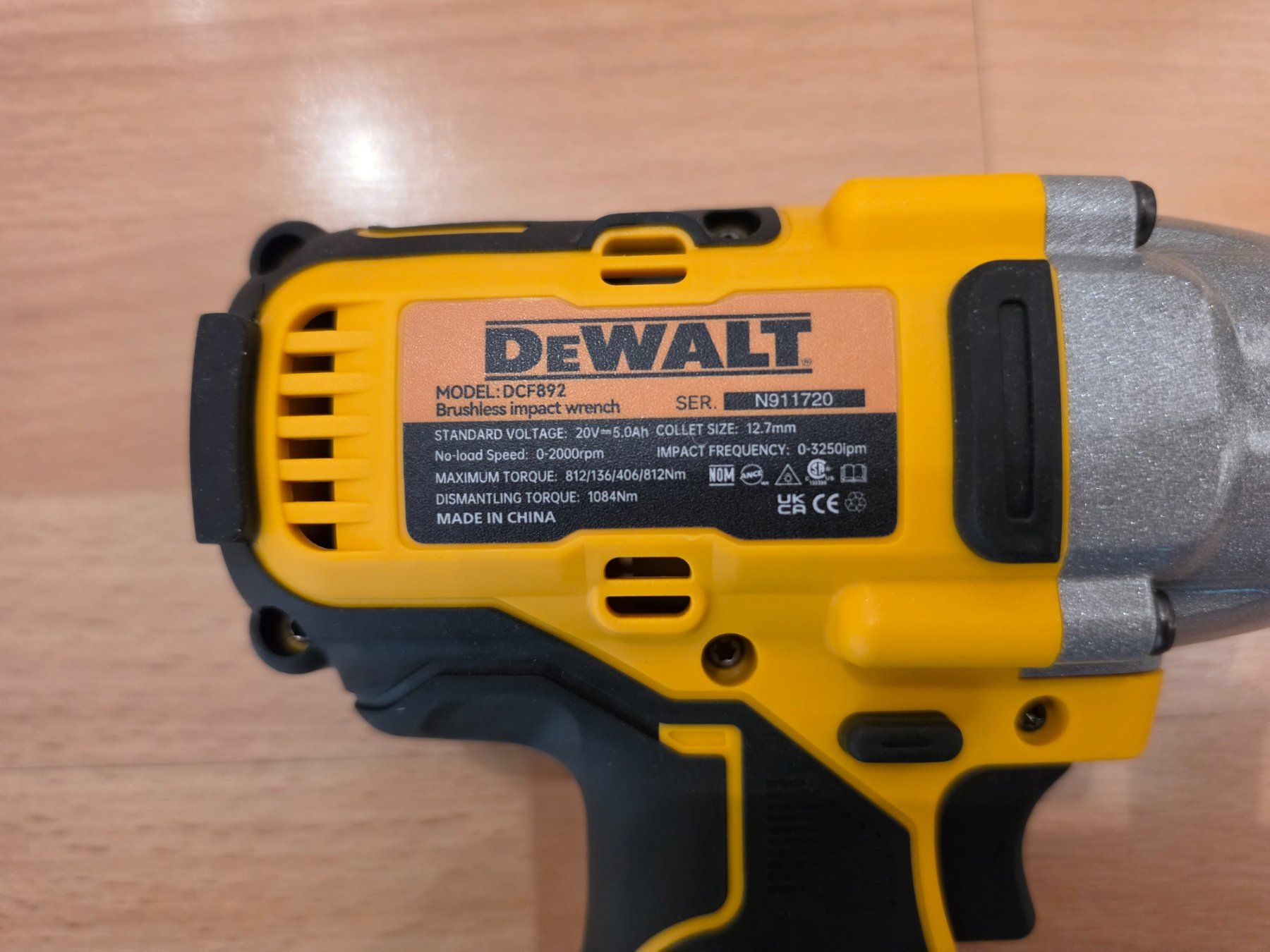 Dewalt Trapani: Dewalt DCF892 Akku-Schlagschrauber – Usato da Buchrain venduto da Sssschaller 2