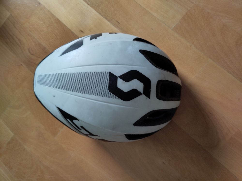 Scott Rennrad Helm (Gebraucht) in Hilterfingen für CHF 59 – mit ...