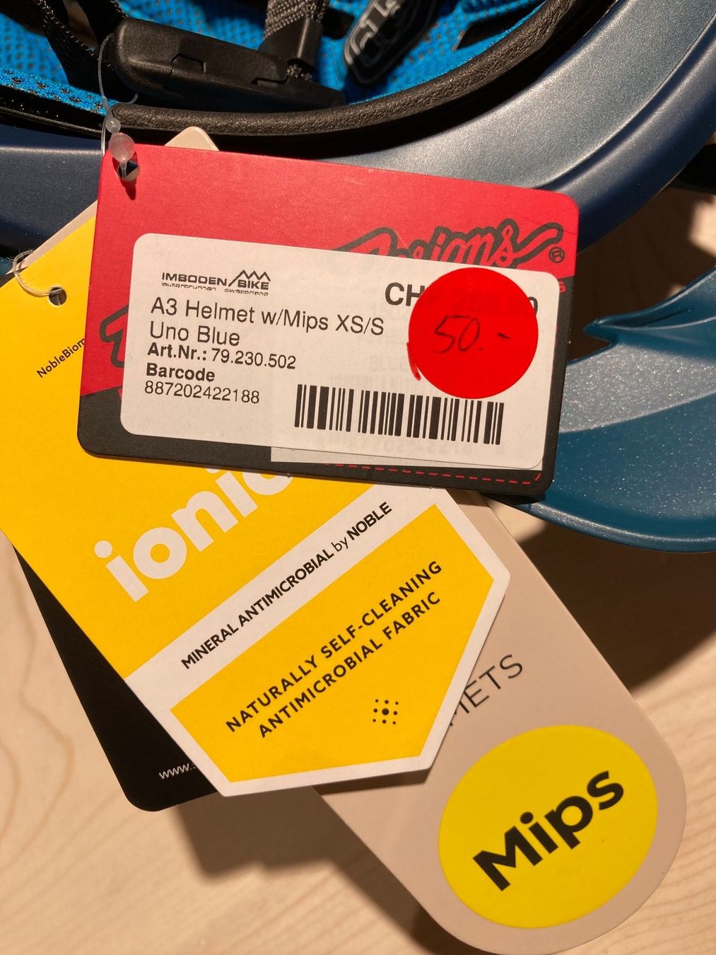 Troy Lee Caschi: Troy Lee A3 Helm Uno Blue, XS/S – Nuovo (secondo la descrizione) da Lauterbrunnen venduto da Imboden-Bike 4