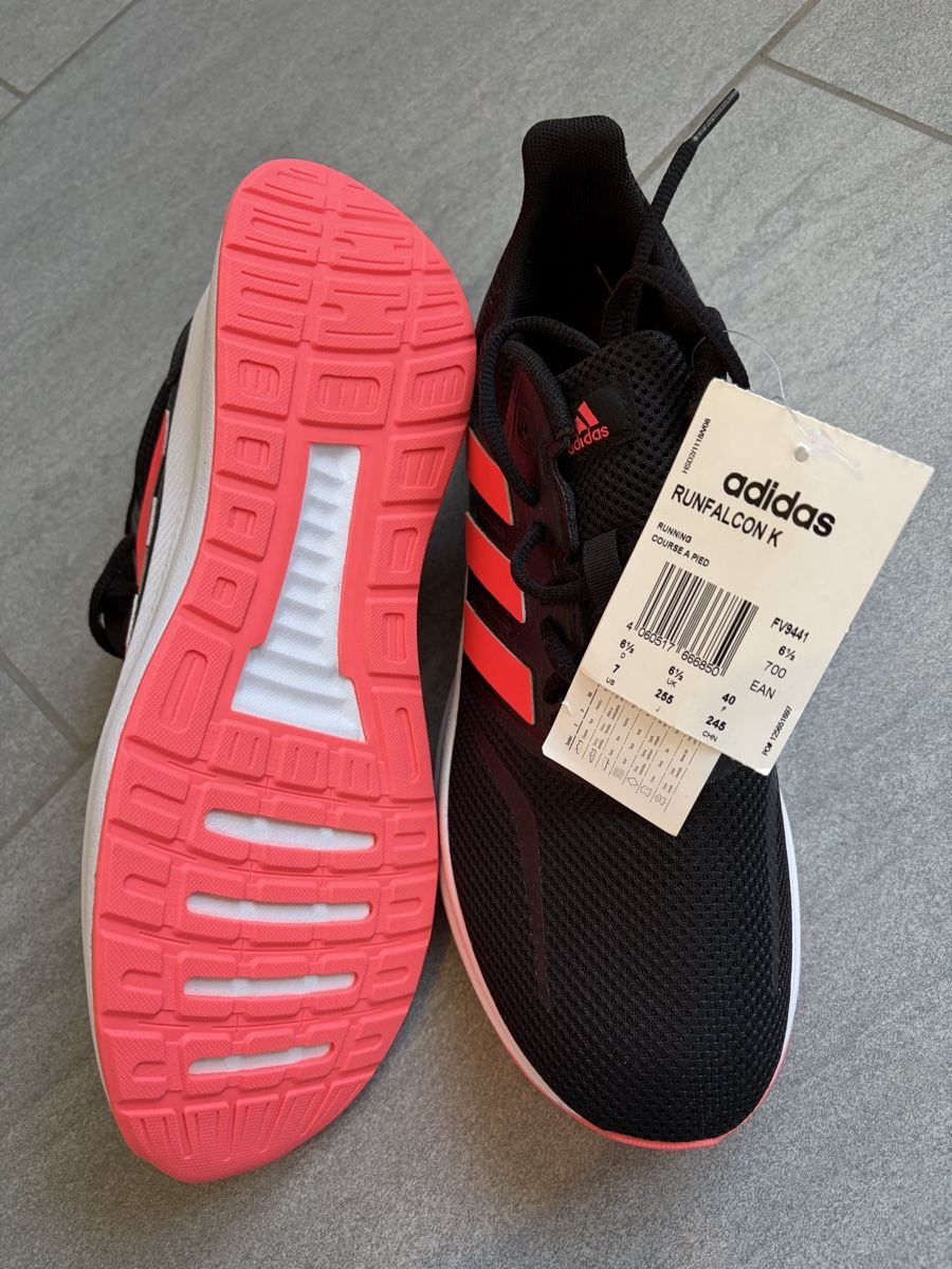 Adidas Scarpe da donna: Adidas Runfalcon – Nuovo e nell'imballaggio originale da Wileroltigen venduto da JT35 2