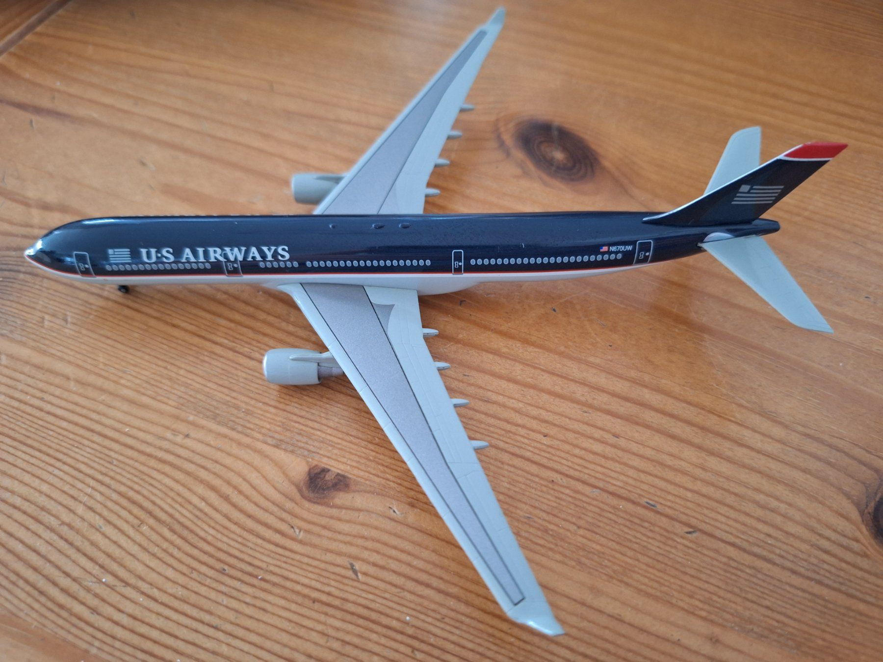 Kits de montage: US Airways A330-300 1:400 Dragon Wings – D'occasion à Sargans par nicsam1815 1