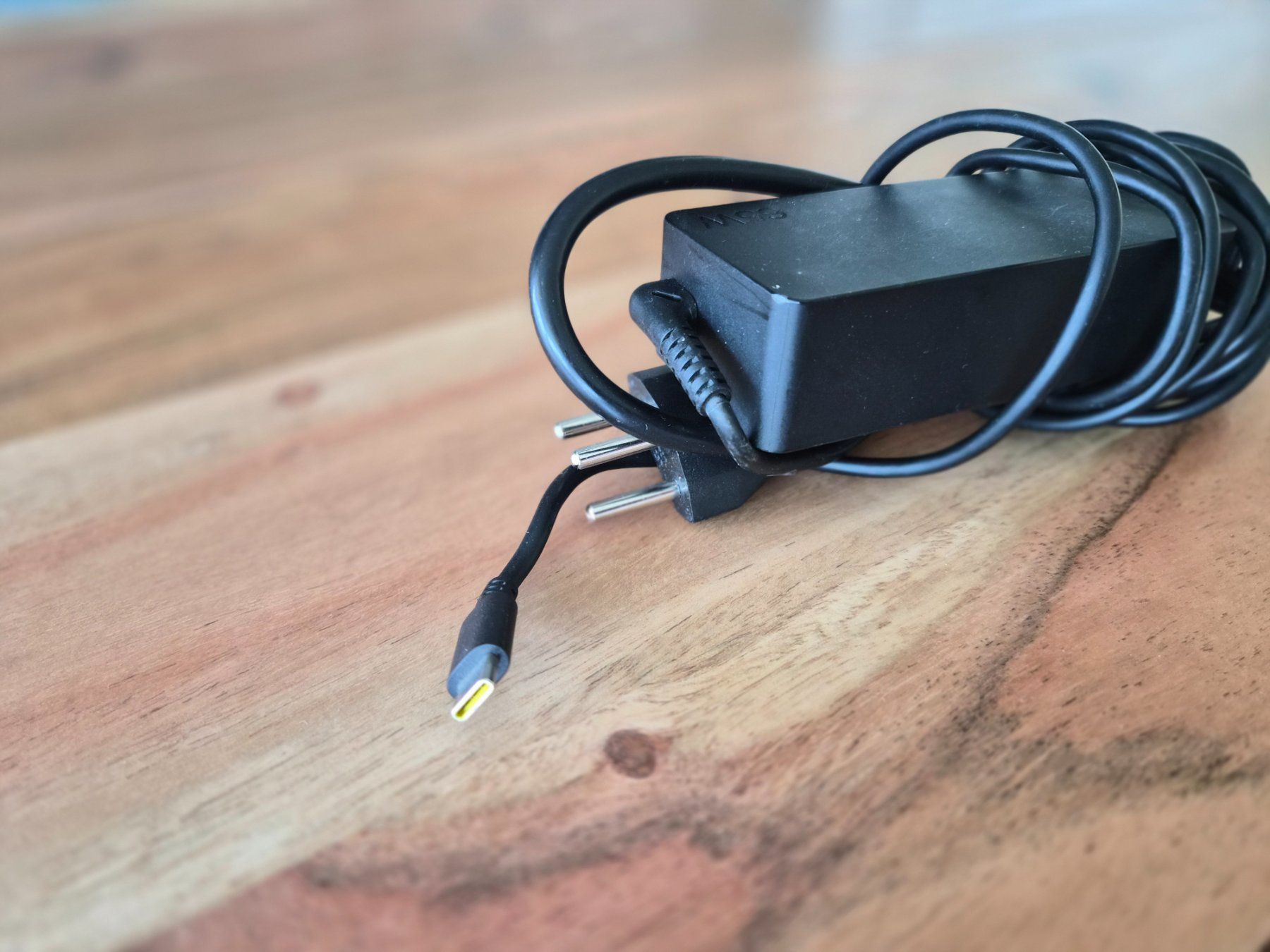Ladegerät: Netzteil 65W mit USB-C Stecker – Gebraucht aus LUZERN von 6O15 1