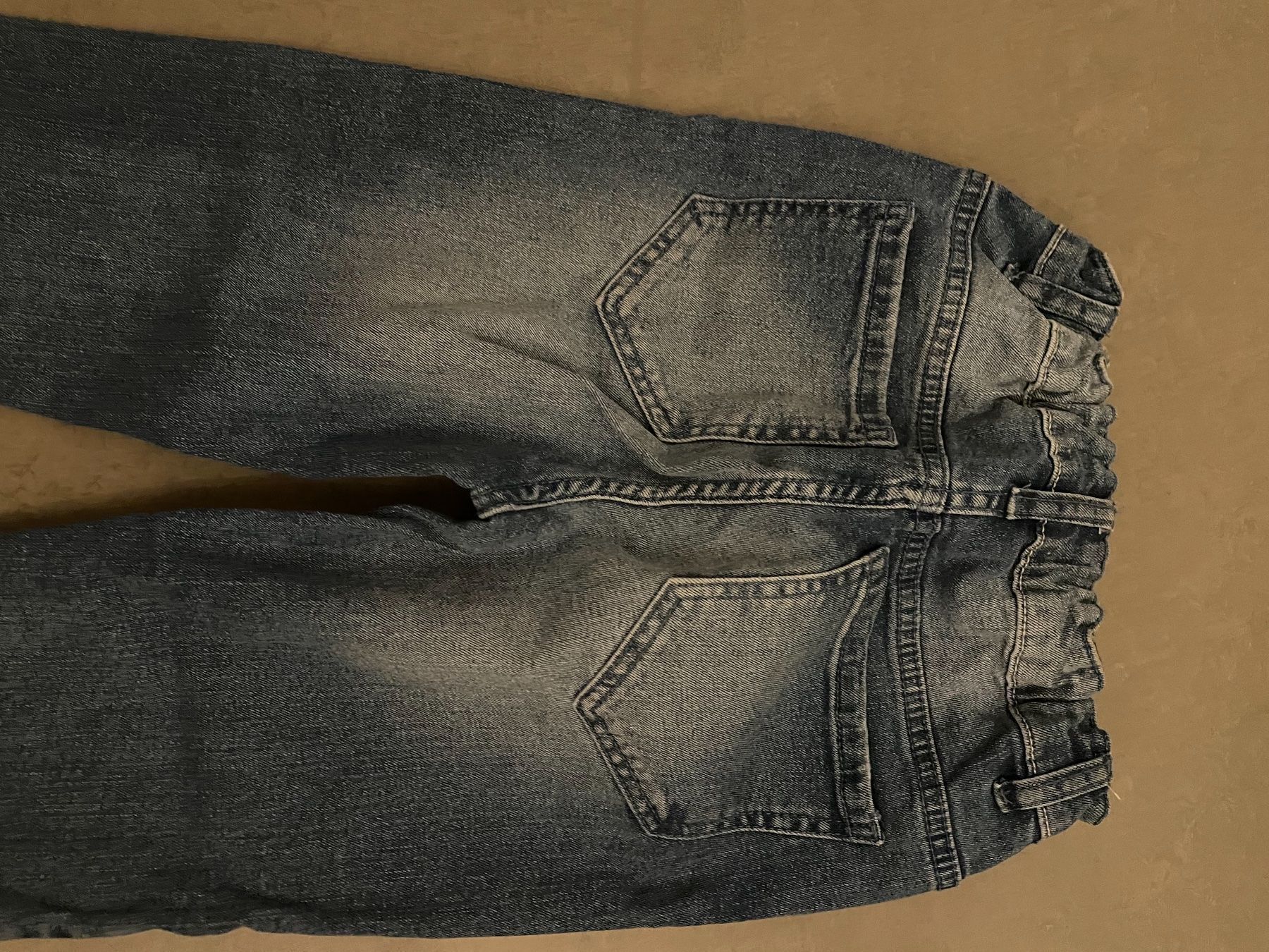 Pantaloni: Jeans – Nuovo (secondo la descrizione) da Zürich venduto da Ivona3 5