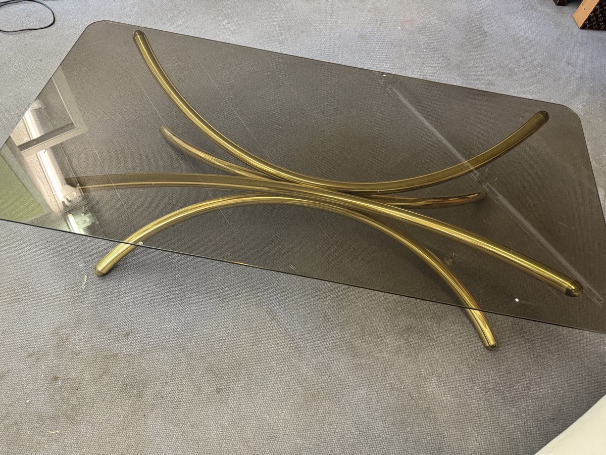 Tavoli: Eleganter Glastisch mit goldenem Gestell – Usato da Basel venduto da sch_9g6x 1