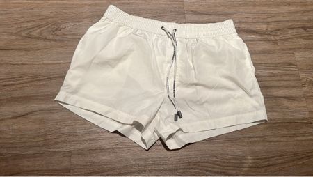 Dolce & Gabbana Shorts weiss Grösse S gebrauchter Zustand