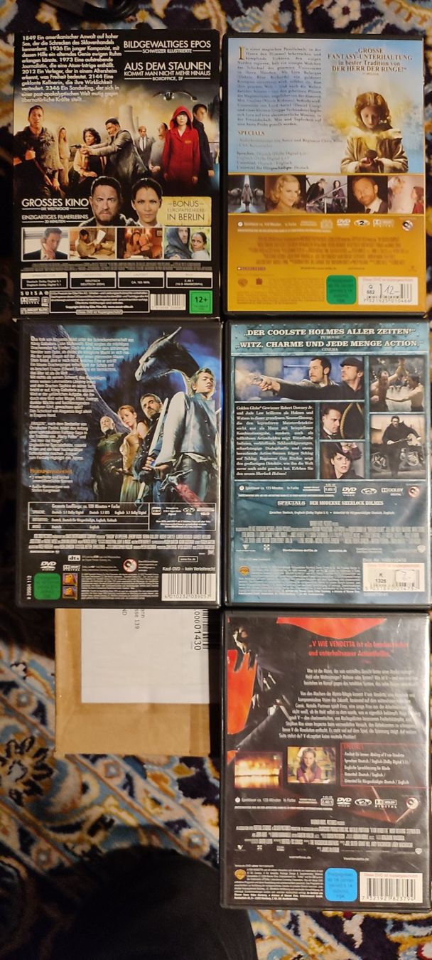 Tutti i DVDs: Cloud-Atlas, Sherlock Holmes, Eragon, Vendetta, Gold Kompass – Usato da Zürich venduto da Haha11 1