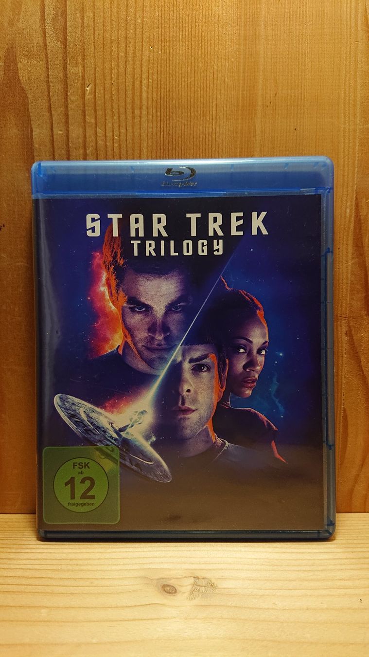 Tous les DVDs: STAR TREK Trilogy auf Blu-Ray – D'occasion à Wilderswil par Exebub