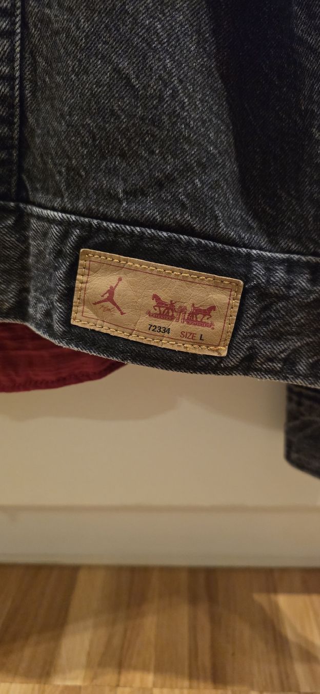 Levi's Vestes: veste jeans réversible "Levi's&Jordan" – Neuf avec emballage d'origine à Nyon par menzito 2
