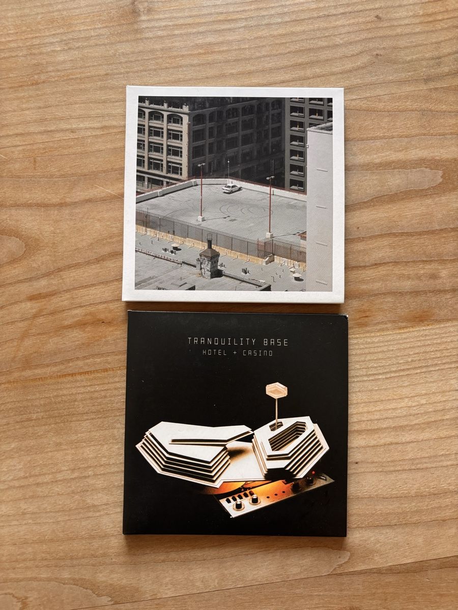 CD: Arctic Monkeys CDs – Usato da Zürich venduto da CallMeAppetite