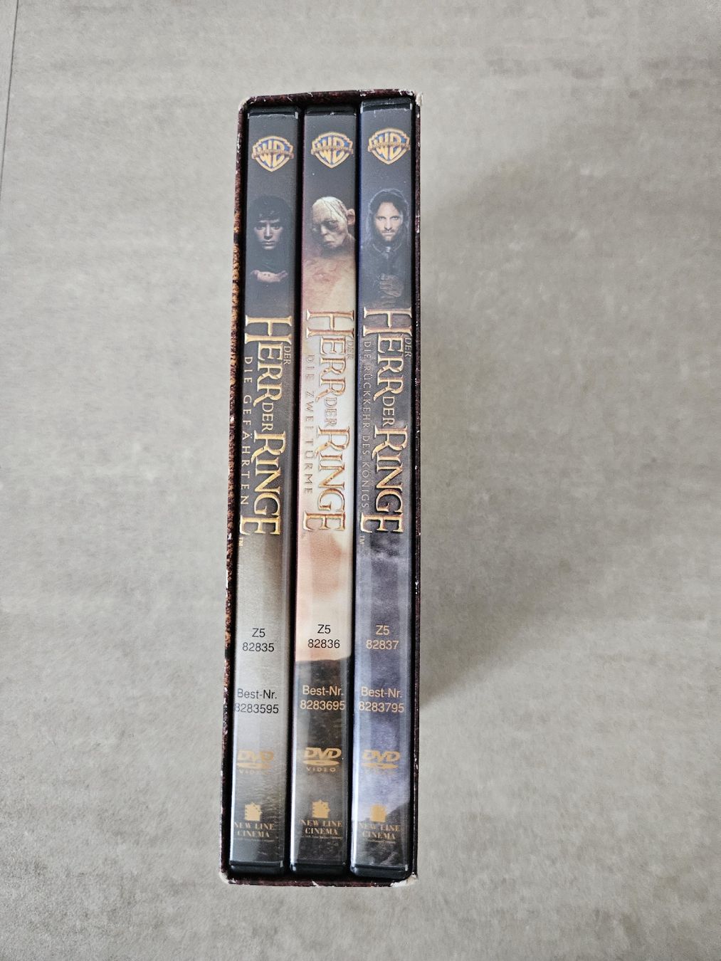 Tutti i DVDs: Der Herr der Ringe Spielfilm Trilogie DVD Boxset  – Usato da Goldau venduto da lau_y5cx 1