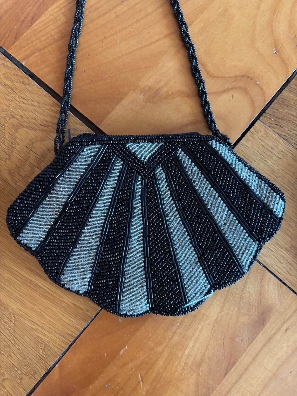 Borse da donna: Vintage Handtaschen, perlenbestickt – Usato da Matten b. Interl venduto da Andreakoller123 1