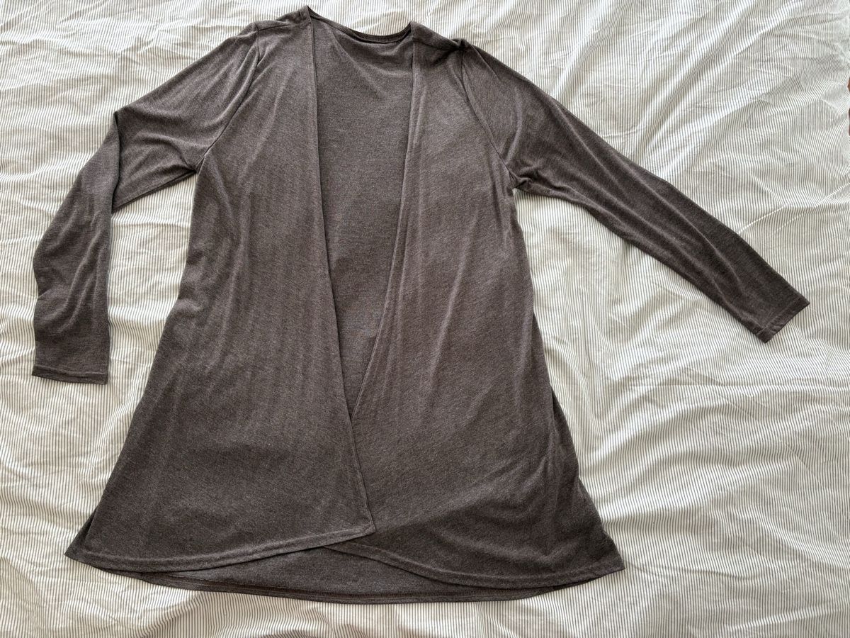 Jacken: Cardigan braun Gr M – Gebraucht aus Rümlang von euqinom16