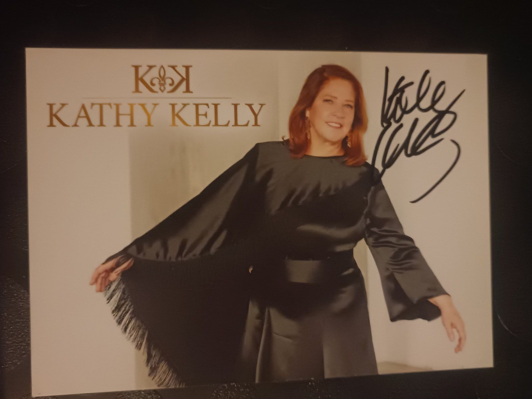 Autogramme: Kathy Kelly - Autogrammekarte - handsigniert – Gebraucht aus Menziken von Artographs