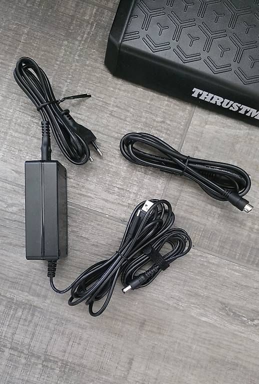 Controller: Thrustmaster Lenkrad + Pedale + TH8A Shifter  neuwertig – Nuovo e nell'imballaggio originale da Biel/Bienne venduto da Fely98 3