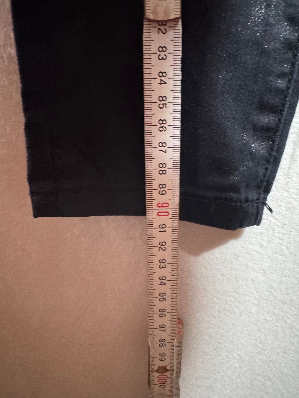 Jeans: Glänzende Jeans von Blanknyc Gr. 24 – Usato da Grosswangen venduto da SALE_SALE_SALE 5