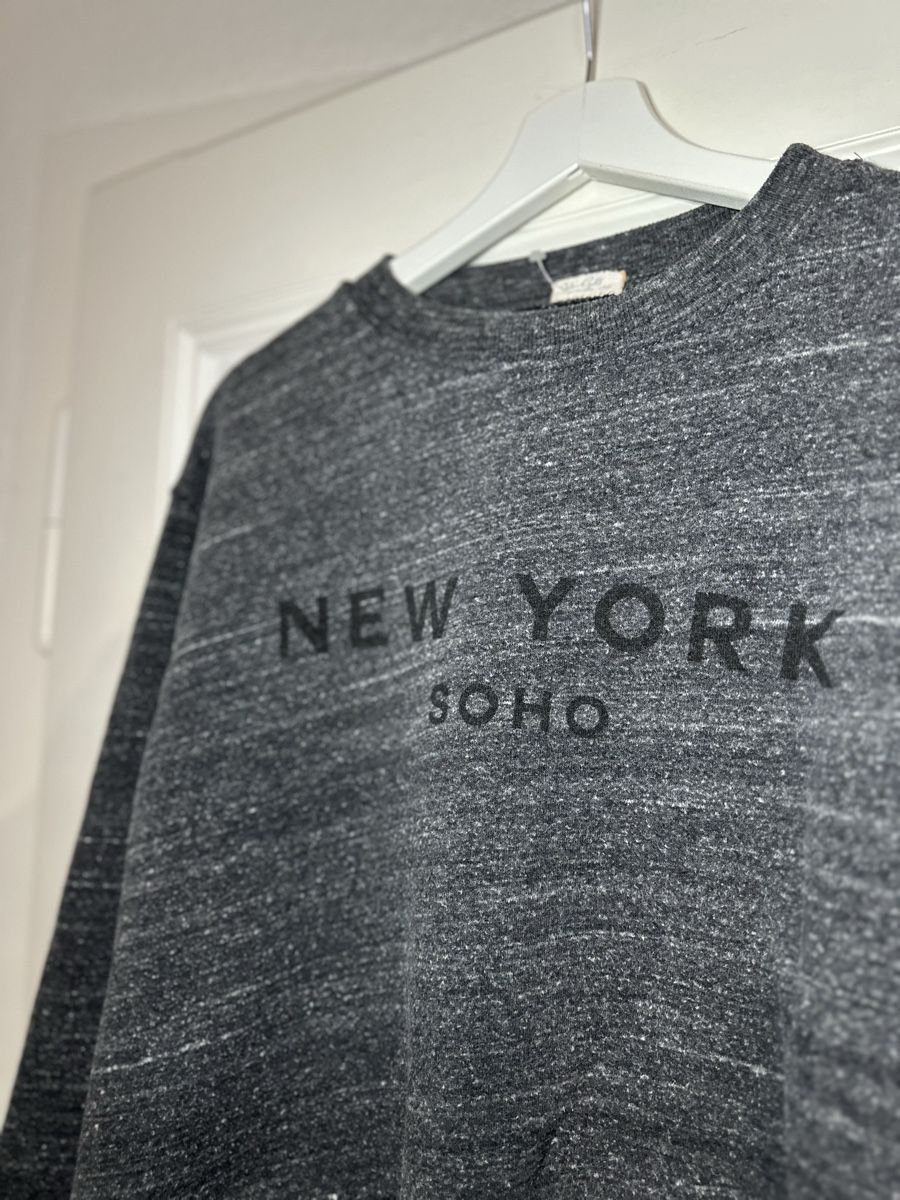 Brandy Melville Pullover & Sweatshirts: Brandy Melville Cropped Sweater – Gebraucht aus Uetikon am See von jael_87 1