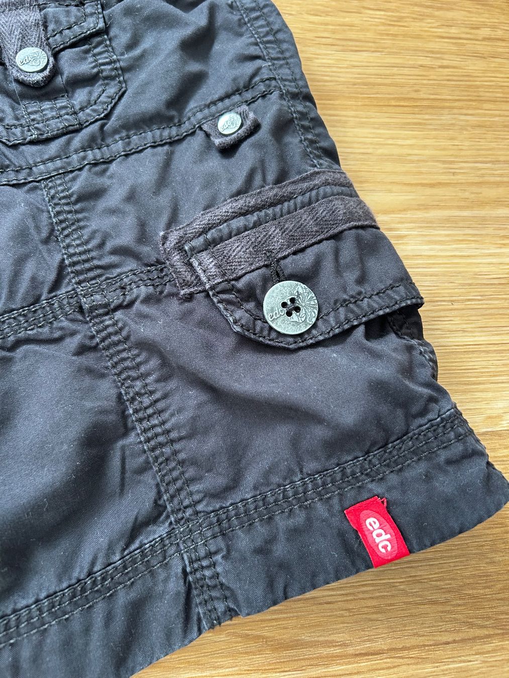 Esprit Gonne: Schwarzer edc by Esprit Minirock, Grösse 38, – Usato da Romanshorn venduto da aucksee1303 1
