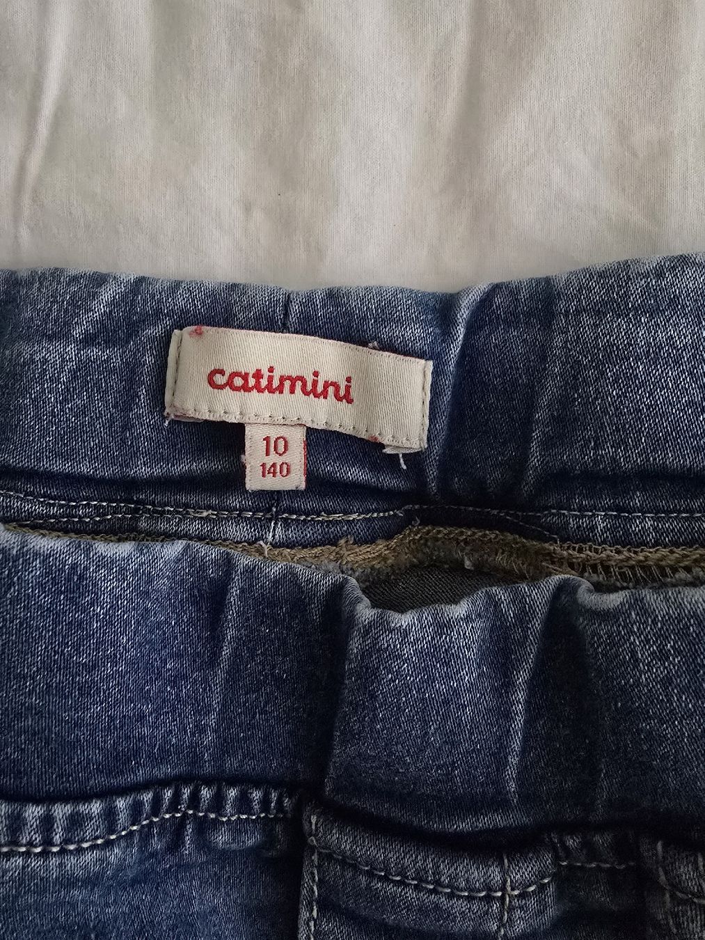 Hosen: Catimini Jeans size 10 - Stylish and Comfy for Spring! – Gebraucht aus bern von gsh_2w9d 1