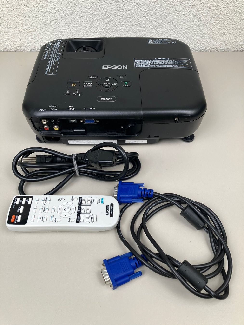 Epson Vidéoprojecteurs: Epson Multimedia Projector EB-X02 – D'occasion à Stallikon par Colombaccio 1