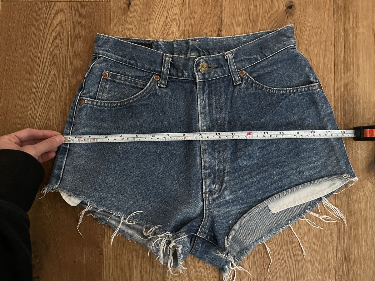 Lee Pantaloni: Lee Jeans Short, Gr. 36 – Usato da Interlaken venduto da fbnscl 5