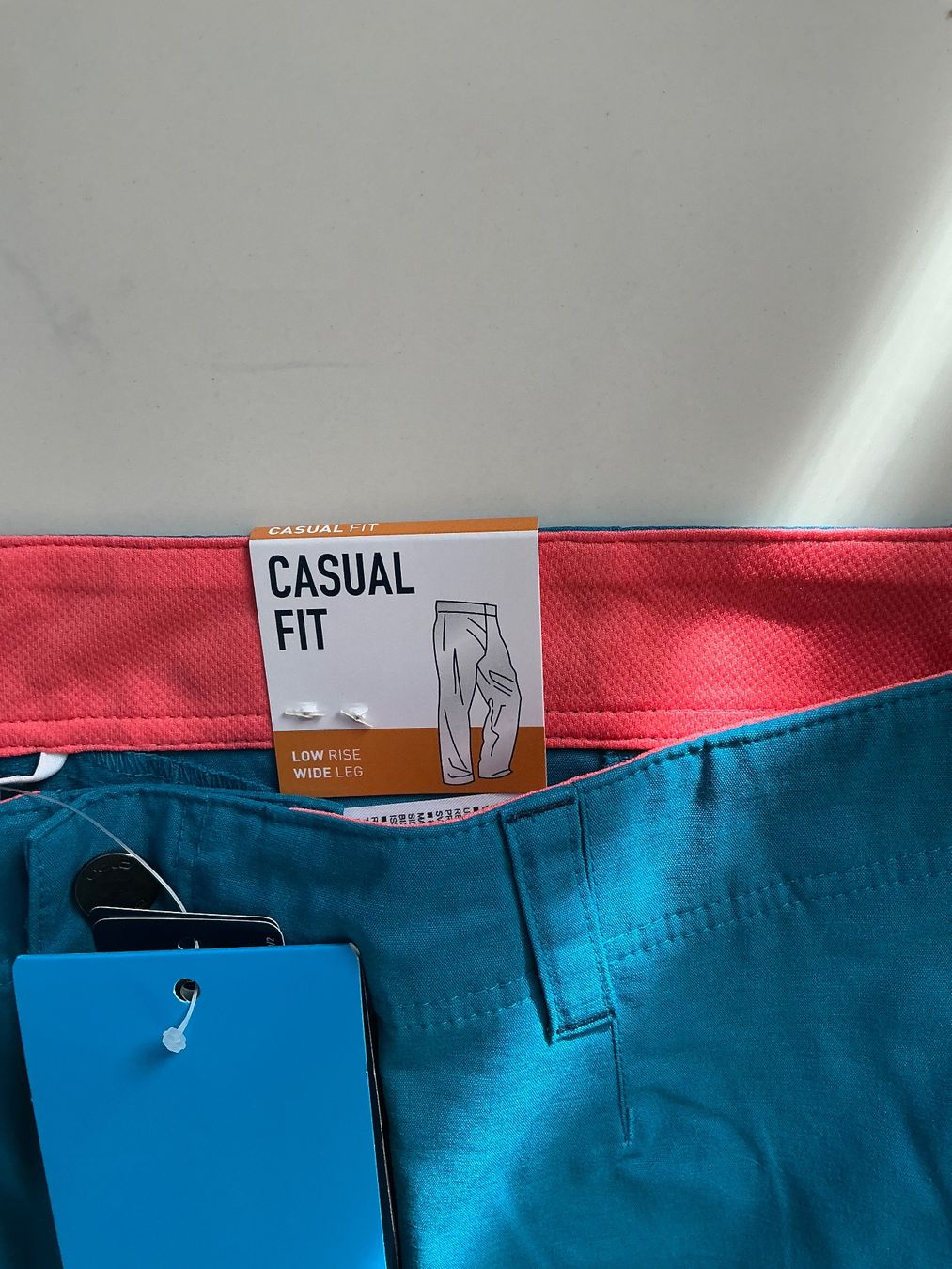 Odlo Pantaloni: Neue Odlo Shorts Gr.44 – Nuovo e nell'imballaggio originale da Biel-Benken BL venduto da Sahra1 7