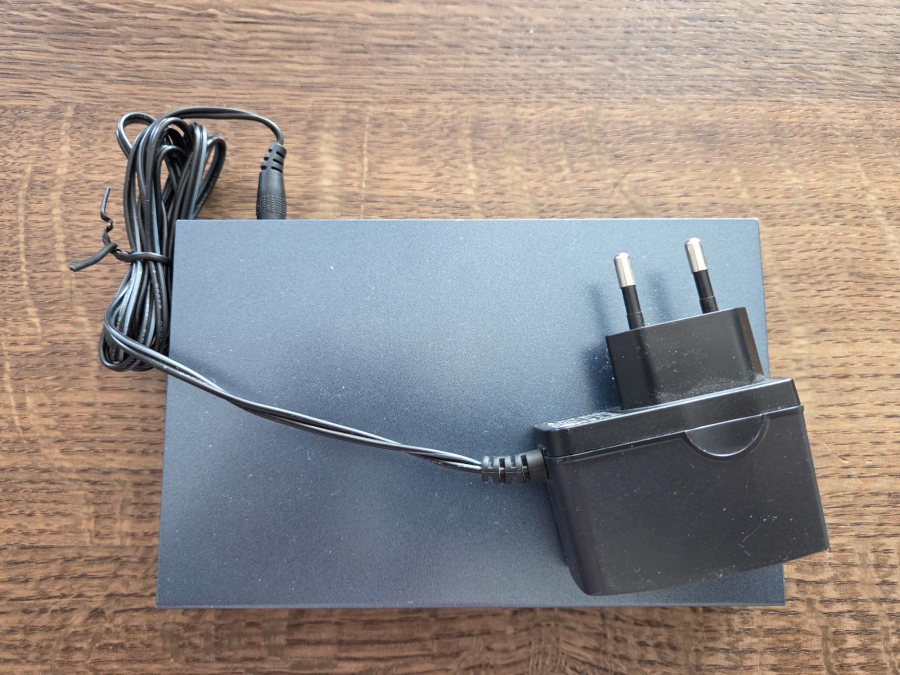 TP-Link Hubs & Switches: TP-Link: 8-Port-Gigabit-Desktop-Switch TL-SG108( – Gebraucht aus Opfikon von Doronadan 3