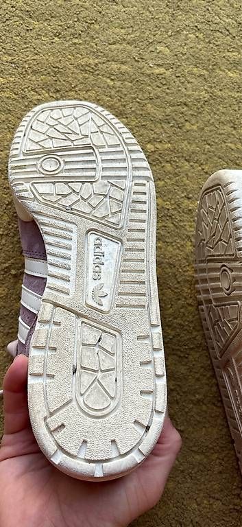 Scarpe da uomo: Adidas Schuhe Gr. 40 – Usato da Bern venduto da nicole.o 3