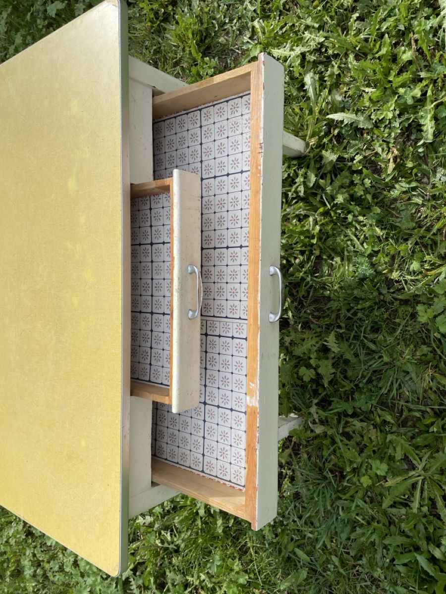 Tavoli: Tisch vintage – Usato da Almens venduto da bsundrix 3