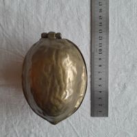 Vintage Nussknacker Walnuss aus massivem Messing