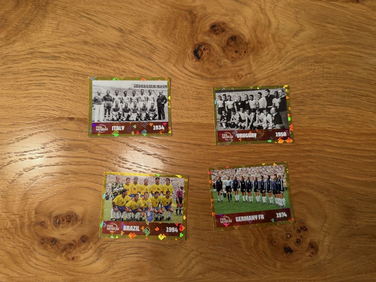 Panini Carte collezionabili: Panini 26 - FWC 9, 10, 13, 15 – Nuovo (secondo la descrizione) da Frauenfeld venduto da Leandro2130