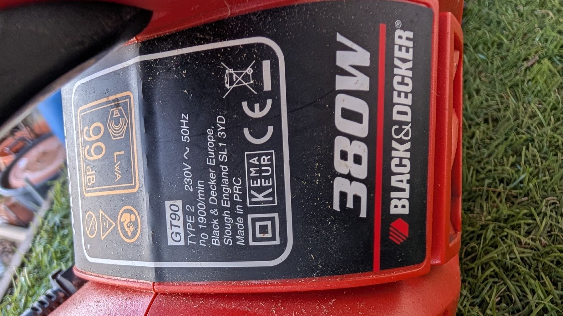 Alle Werkzeuge: taille-haie Black & Decker GT 90 – Gebraucht aus Crans-Montana von Mlrst 2