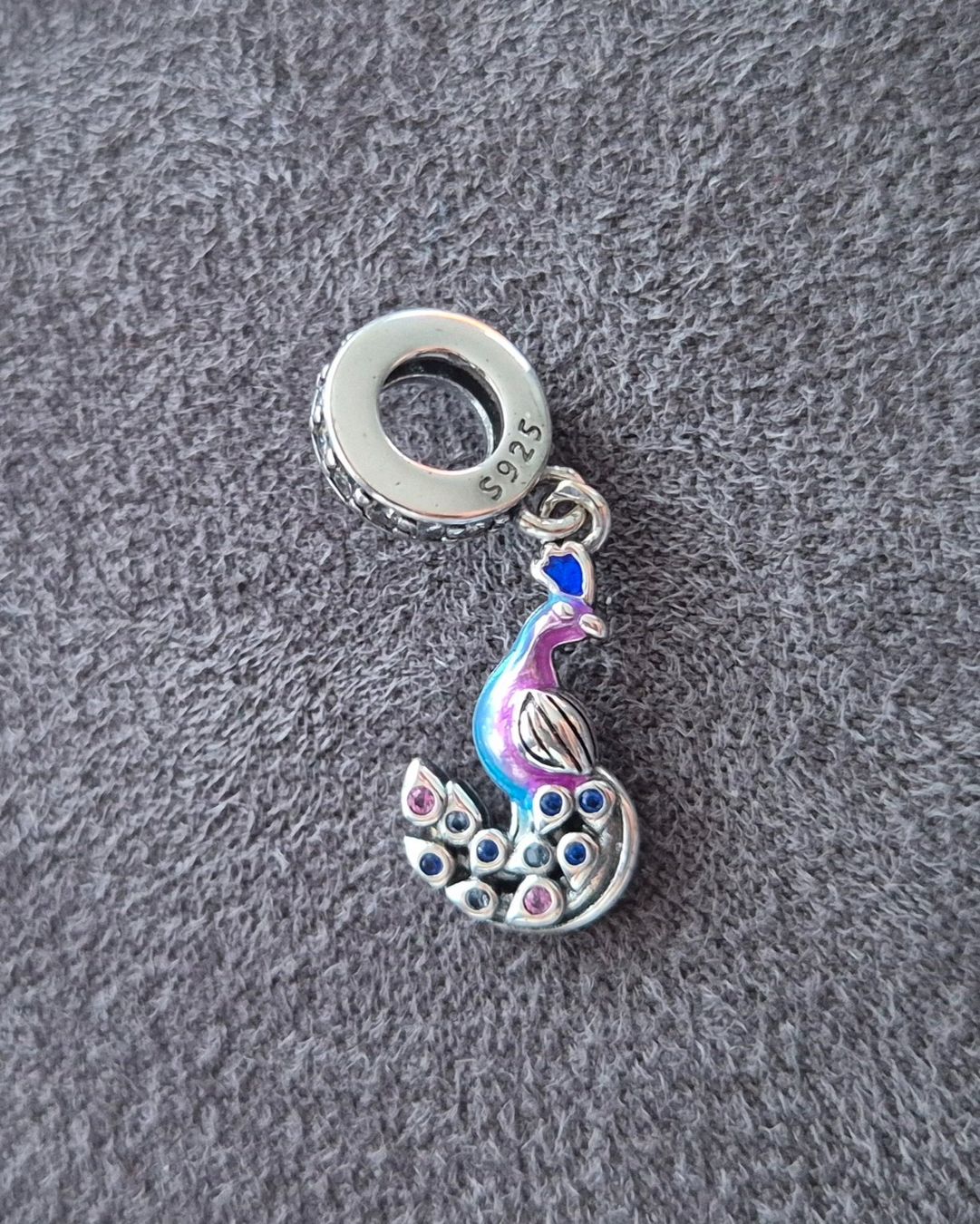 Ciondoli: Charm Pfau +Garantie – Nuovo (secondo la descrizione) da Rotkreuz venduto da Carbone_Bijou-Shop 1