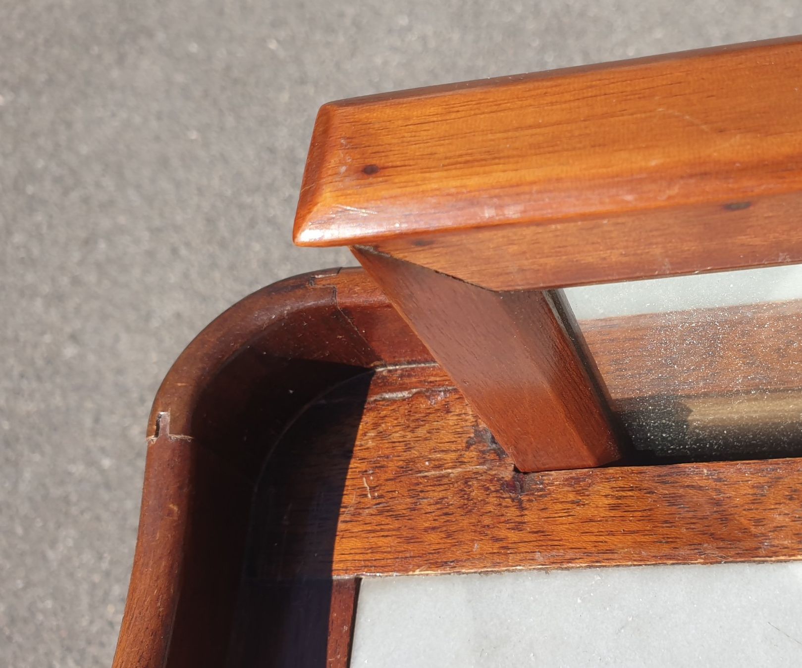 Tavoli da trucco: Petite coiffeuse / chevet style Louis XV – Usato da Lausanne venduto da eamescharly 6