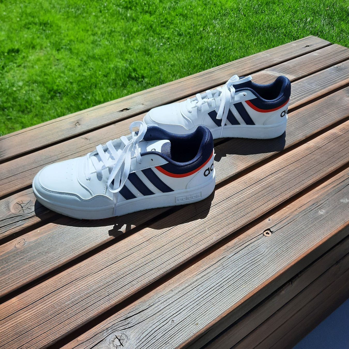 Adidas Scarpe da uomo: Schöne Adidas-Schuhe Gr. 8 – Usato da Bichwil venduto da Buesi68 5